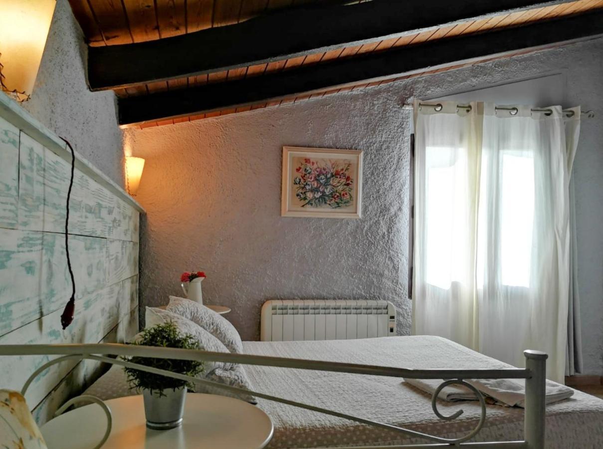 Can Janot Villa Олот Екстериор снимка